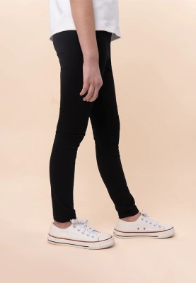 Леггинсы базовые  в черном цвете