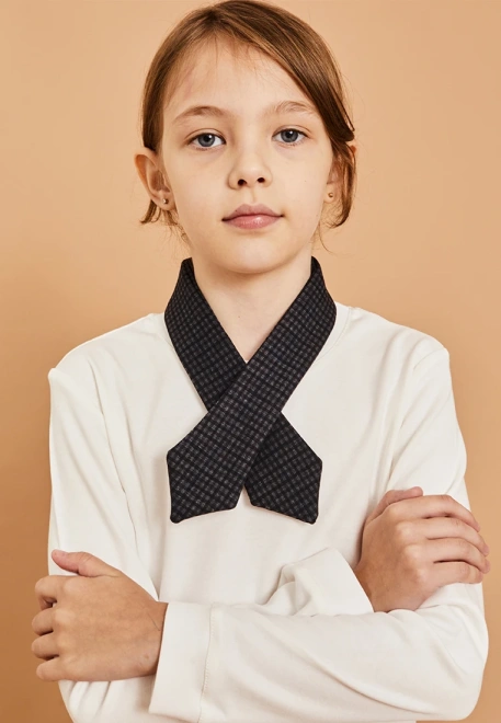 Галстук школьный на кнопке из неопрена в клетку