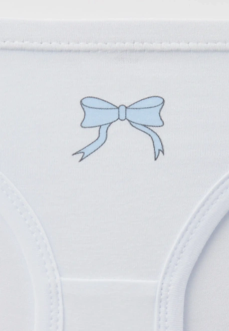 Комплект нижнего белья из трех штук