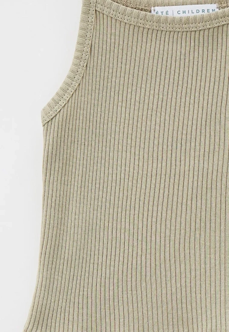 Майка укороченная из хлопкового трикотажа в рубчик оливкового цвета