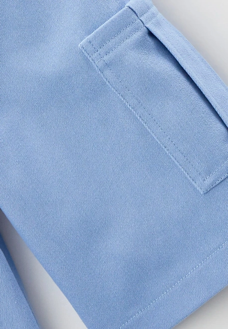 Шорты из денима голубого цвета с внутренней регулировкой пояса