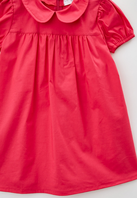 Платье короткое с круглым воротником в цвете фуксия