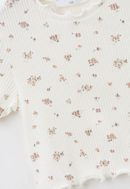 Футболка укороченная из хлопка в рубчик с мелким цветочным принтом