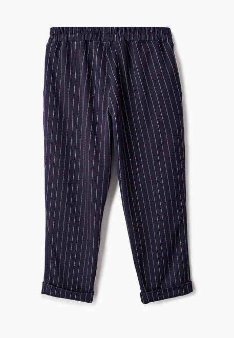 Костюм из трикотажа в полоску с укороченным брюками