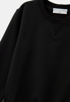 Свитшот черного цвета