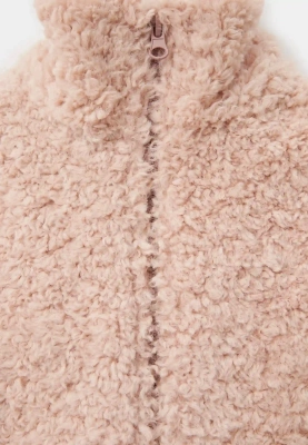 Жилет Балу из искусственного меха в розовом цвете Жилет Балу из искусственного меха в розовом цвете