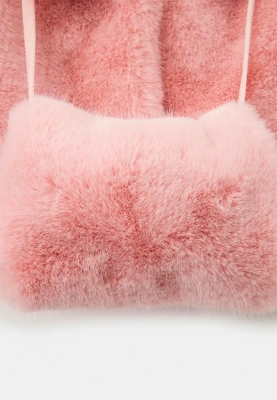 Шуба Рич из искусственного меха в розовом цвете