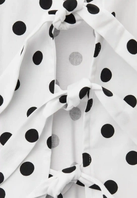 Блузка укороченная из хлопка в горошек с завязками по спинке