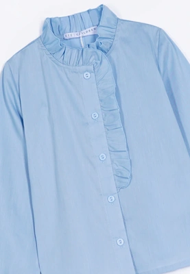 Блузка голубого цвета на пуговицах 