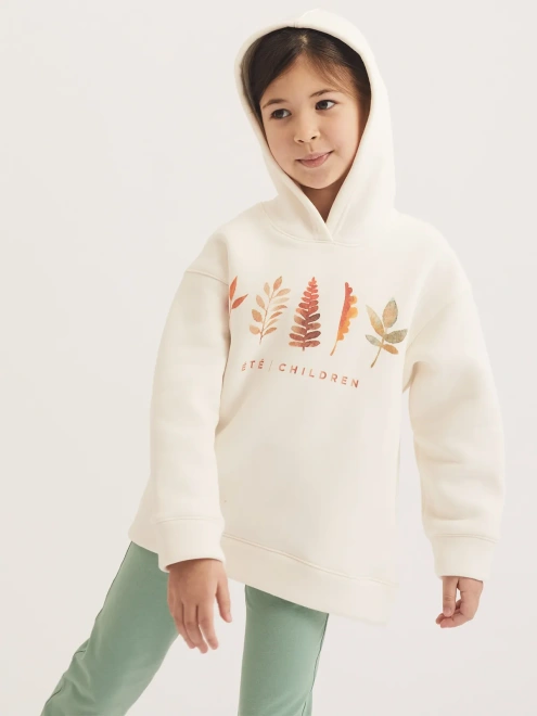 Худи из футера с начесом в молочном цвете с принтом осенние листья