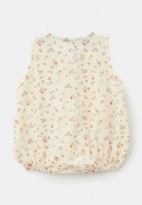 Комплект из боди и чепчика